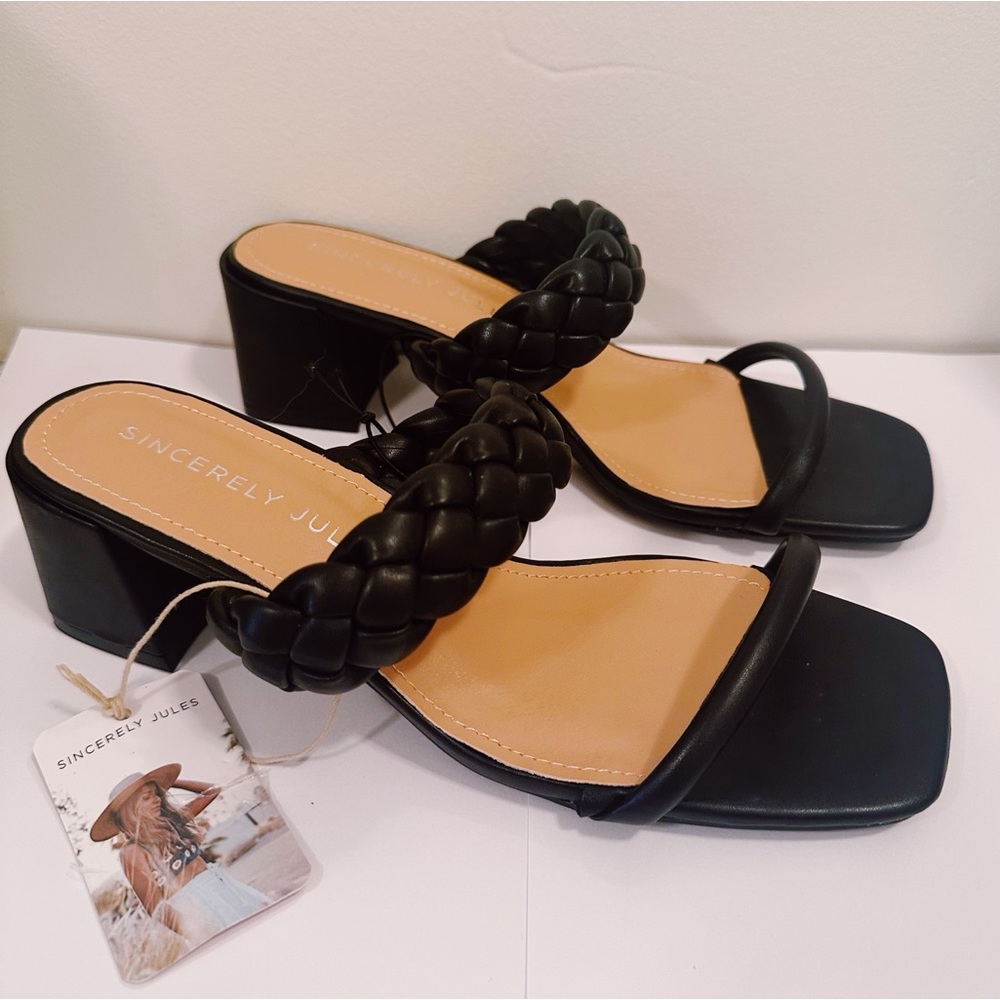 Sincerely Jules Black Vanna Pumps